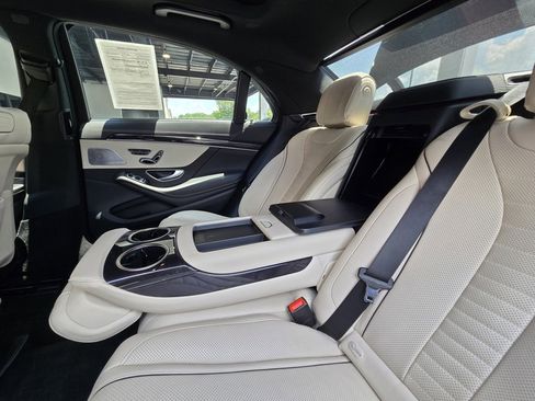 Used 2019 Mercedes-Benz S 560 S 560 w/ AMG Line Exterior image 19