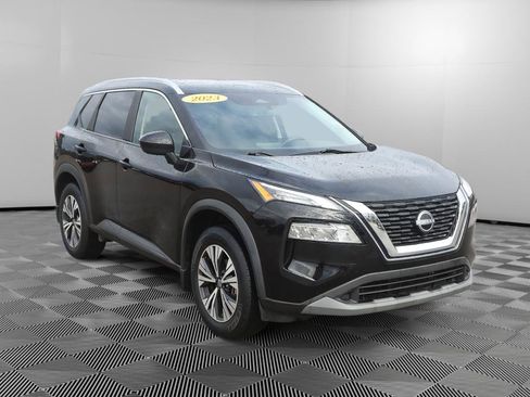 Used 2023 Nissan Rogue SV w/ SV Premium B Package image 12