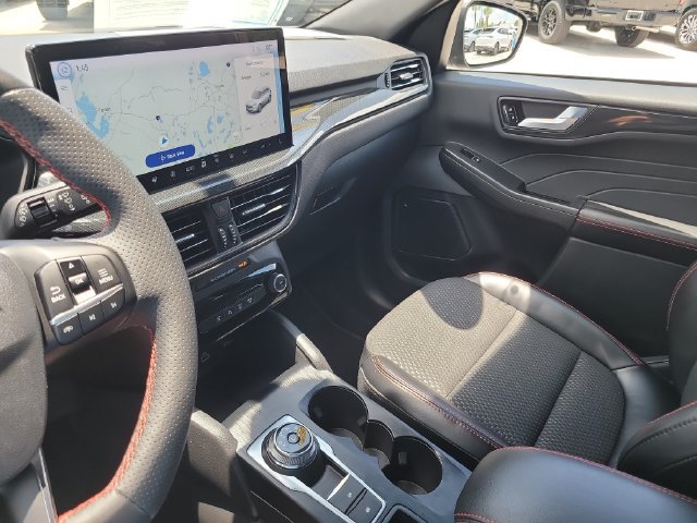 Used 2023 Ford Escape ST-Line w/ Tech Pack #1 AWD/4WD image 22