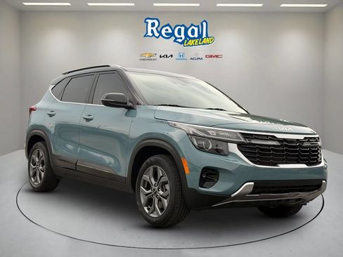 Certified 2024 Kia Seltos S AWD/4WD image 1
