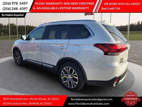 Used 2018 Mitsubishi Outlander SEL image 5