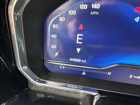 Certified 2024 Chevrolet Silverado 1500 LT AWD/4WD image 11