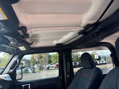 New 2025 Jeep Wrangler Rubicon w/ Convenience Group image 22