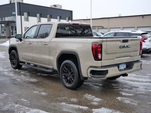 Used 2022 GMC Sierra 1500 Elevation w/ LPO, Elevation Black Package image 33