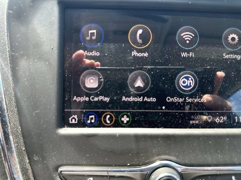 Used 2024 Chevrolet Equinox LT w/ LPO, Floor Liner Package FWD image 17