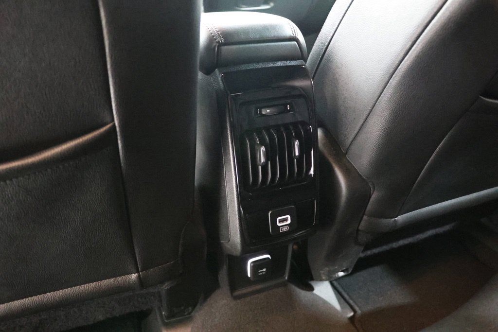 Used 2025 Jeep Compass Limited AWD/4WD image 33