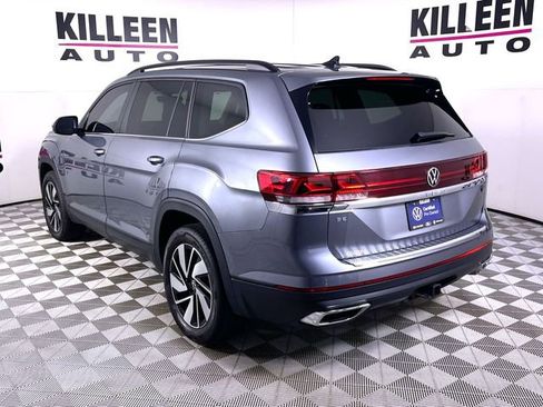 Used 2025 Volkswagen Atlas SE image 5