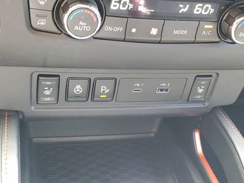 Used 2022 Nissan Frontier Pro-X RWD image 6