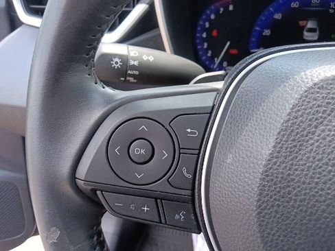 Used 2020 Toyota Corolla XSE FWD image 18