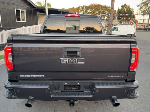 Used 2016 GMC Sierra 1500 Denali w/ Denali Ultimate Package image 6