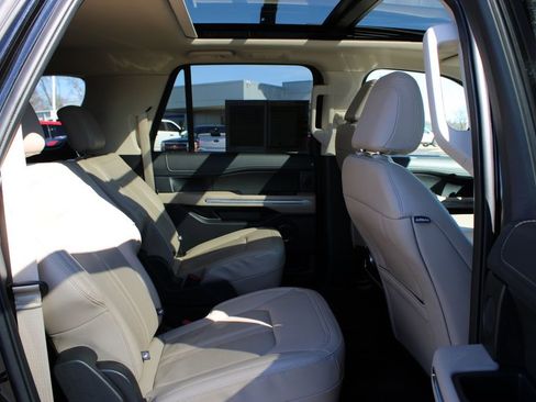 Used 2024 Ford Expedition Max Limited image 36
