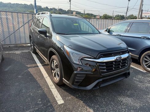 Used 2025 Subaru Ascent Premium AWD/4WD image 1