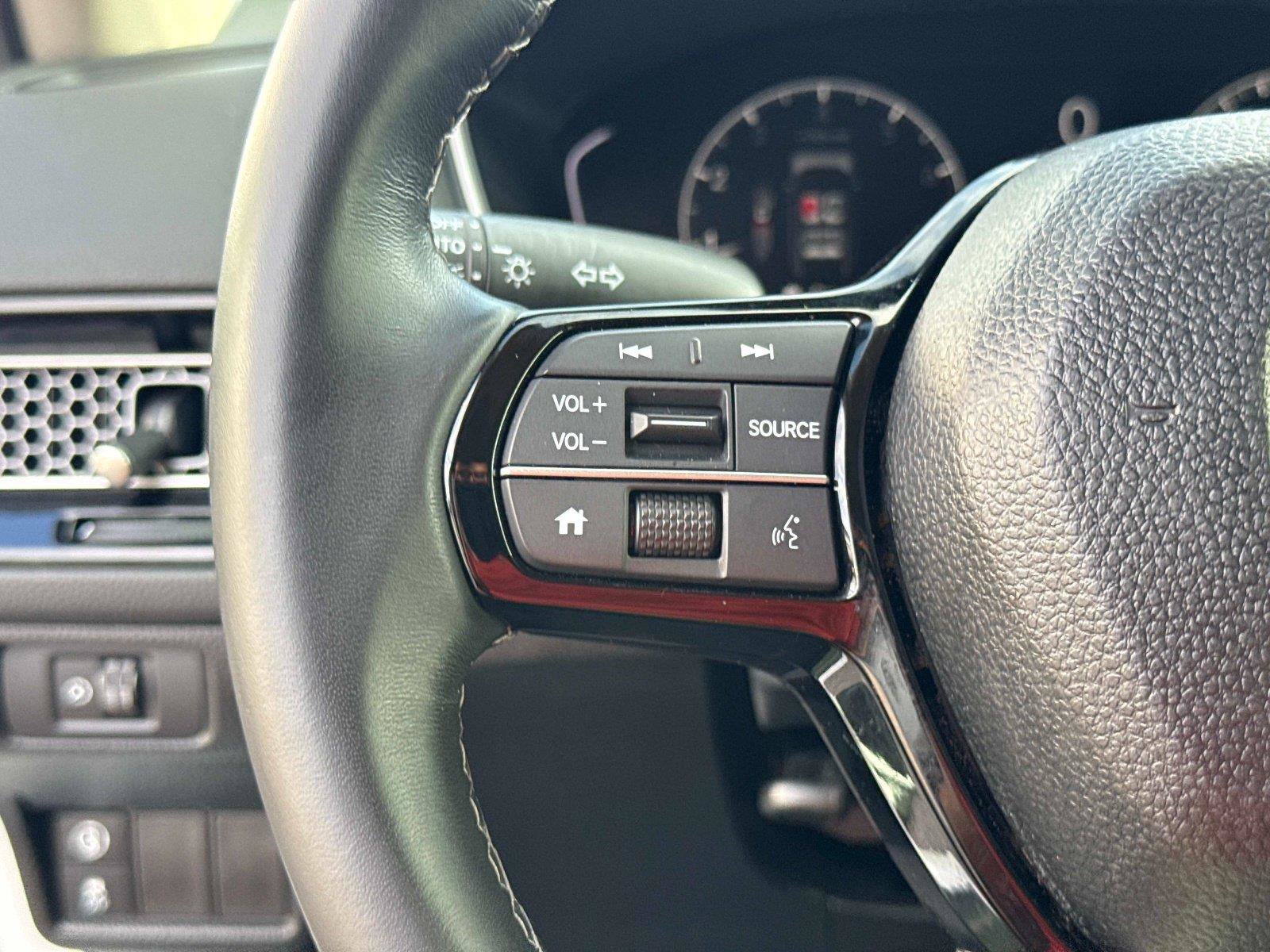 Certified 2024 Honda Civic EX-L image 31