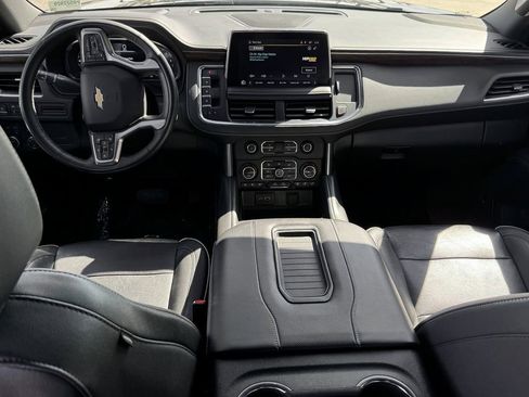 Used 2023 Chevrolet Suburban Premier image 26