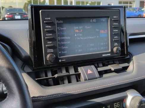 Certified 2020 Toyota RAV4 XLE w/ XLE Grade Weather Package AWD/4WD image 11