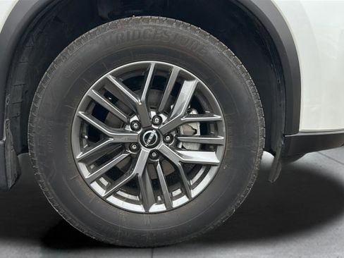Certified 2025 Nissan Rogue S FWD image 31