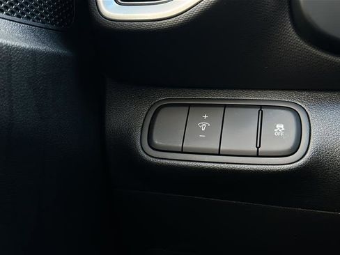 New 2026 Hyundai Venue SEL FWD image 30