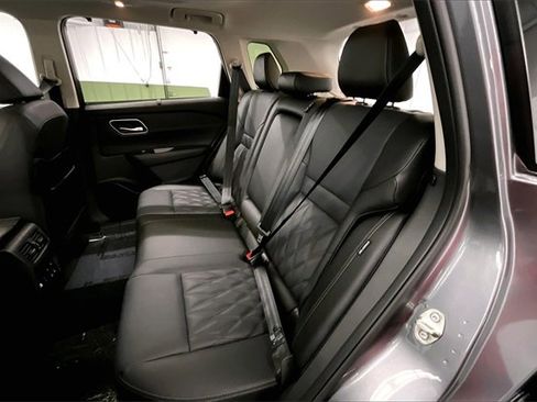 New 2026 Nissan Rogue Platinum w/ Platinum Premium Package image 10