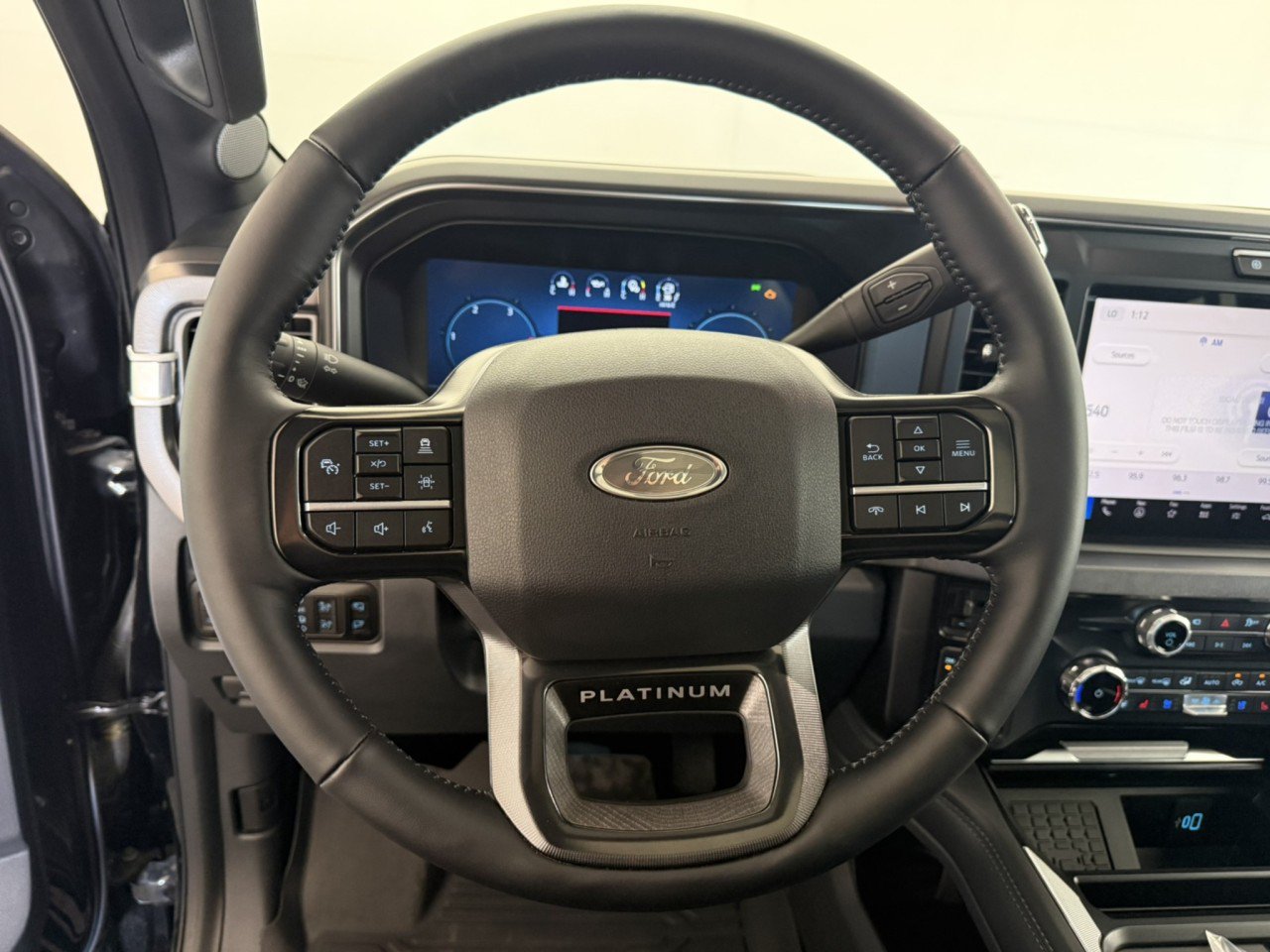 Certified 2025 Ford F250 Platinum AWD/4WD image 22