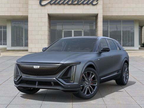 New 2026 Cadillac Lyriq V image 6
