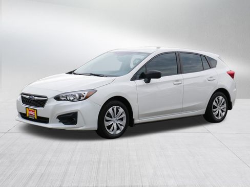 Used 2019 Subaru Impreza 2.0i w/ Eyesight AWD/4WD image 3