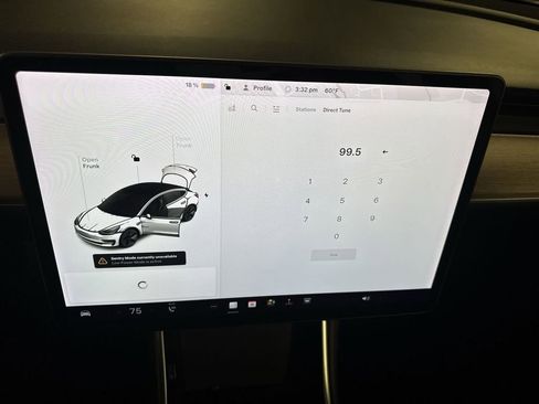 Used 2018 Tesla Model 3 Long Range image 23