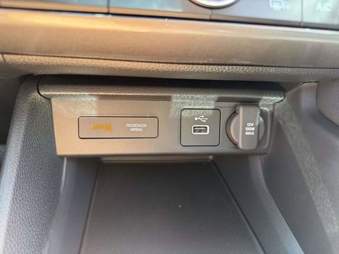 Used 2025 Acura Integra FWD image 29