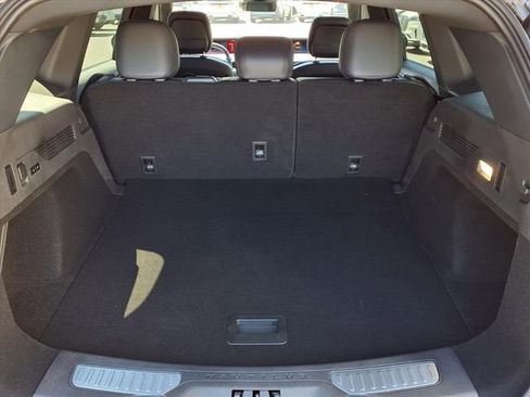 New 2025 Lincoln Nautilus Premier w/ Equipment Group 102A image 9