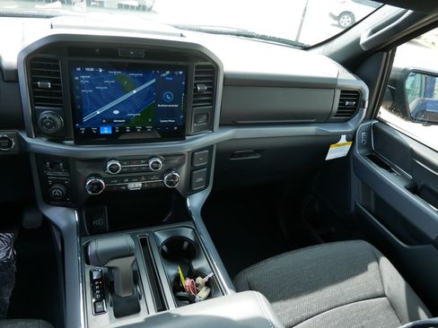 Used 2026 Ford F150 XLT w/ Equipment Group 302A MID AWD/4WD image 11
