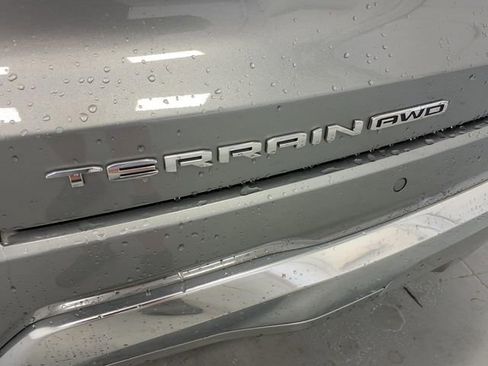 Used 2026 GMC Terrain Denali AWD/4WD image 11