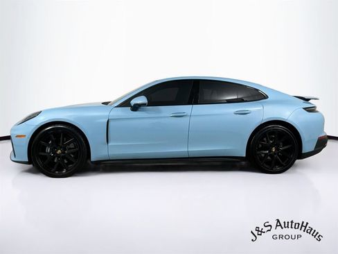 Used 2025 Porsche Panamera w/ Premium Package RWD image 4