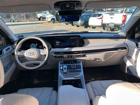 Used 2024 Hyundai Palisade Calligraphy image 27