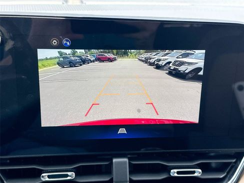 Used 2025 Chevrolet Equinox ACTIV w/ Convenience Package III AWD/4WD image 36