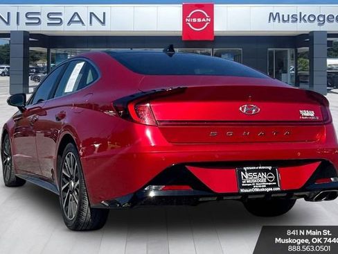 Used 2021 Hyundai Sonata Limited w/ Cargo Package FWD image 4