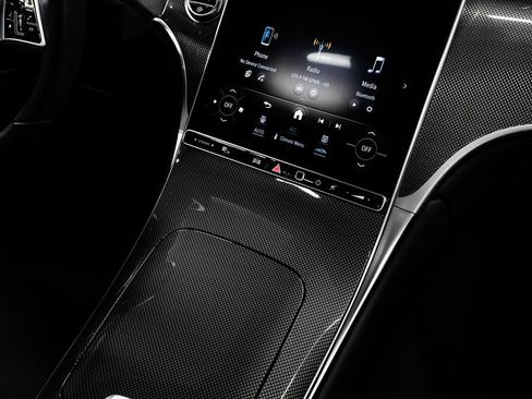 Used 2023 Mercedes-Benz GLC 300 image 27