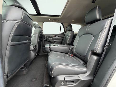 Used 2024 Honda Pilot Elite image 26