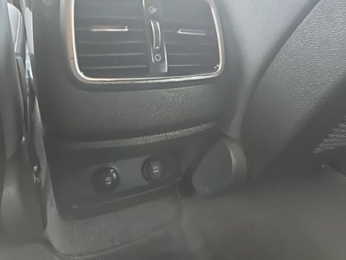 Used 2017 Kia Sorento LX image 25