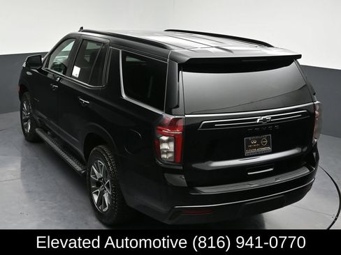 Used 2023 Chevrolet Tahoe Z71 w/ Luxury Package AWD/4WD image 29
