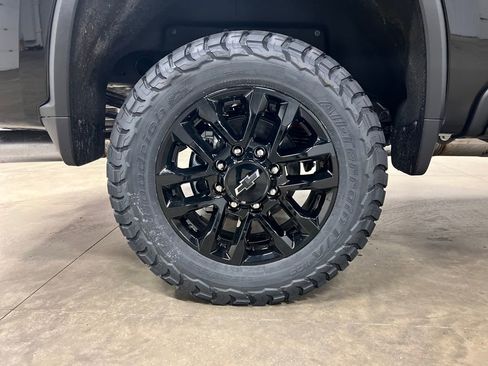 New 2026 Chevrolet Silverado 2500 LT w/ Trail Boss Package image 9