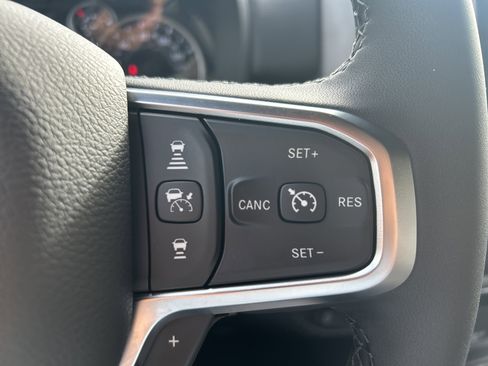 New 2026 RAM 1500 4x4 Crew Cab image 20