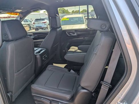 Used 2024 Chevrolet Tahoe Z71 w/ Luxury Package AWD/4WD image 10