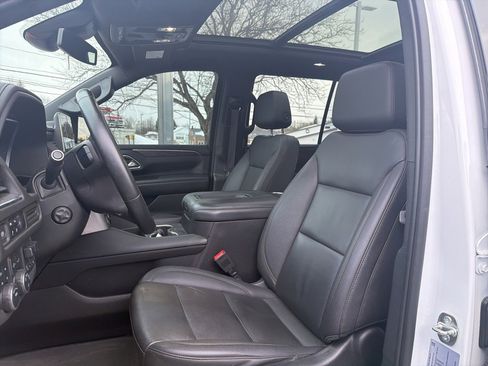 Used 2023 Chevrolet Tahoe LT w/ Luxury Package image 8