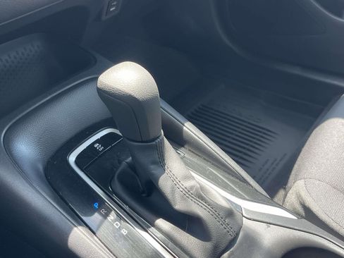 Used 2026 Toyota Corolla LE FWD image 30
