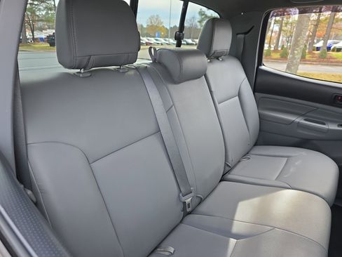 Used 2013 Toyota Tacoma PreRunner w/ Limited Pkg image 12