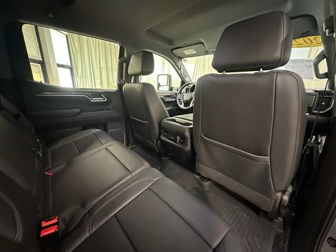 Certified 2023 Chevrolet Silverado 1500 LT Trail Boss w/ Convenience Package II image 23