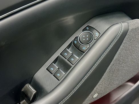 Used 2025 Ford Mustang Mach-E Premium image 15