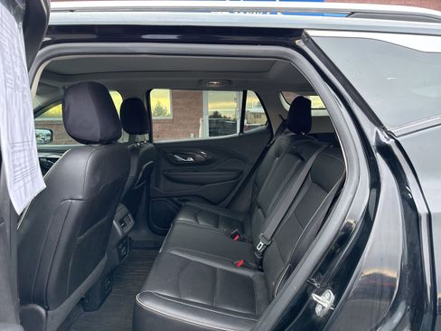 Used 2019 GMC Terrain Denali w/ Advanced Safety Package image 11