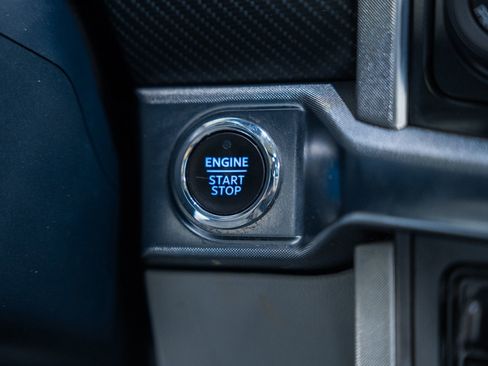 Used 2023 Ford F150 Limited image 37