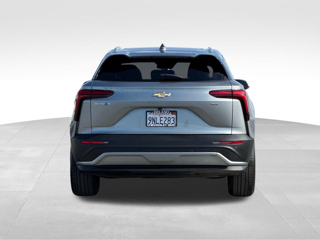 Used 2024 Chevrolet Blazer EV LT AWD/4WD image 4