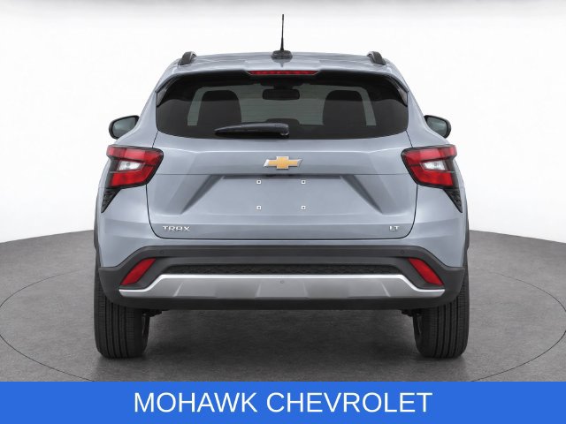 Used 2025 Chevrolet Trax LT w/ Driver Confidence Package FWD image 9
